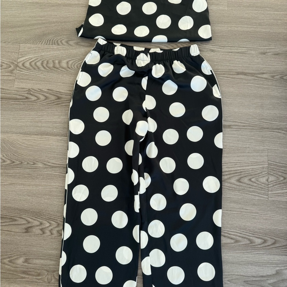 New Victoria's Secret Black and White Polka Dot Satin Pajamas